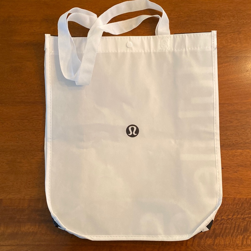 Large and small lululemon reusable totes - Picture 3 of 3